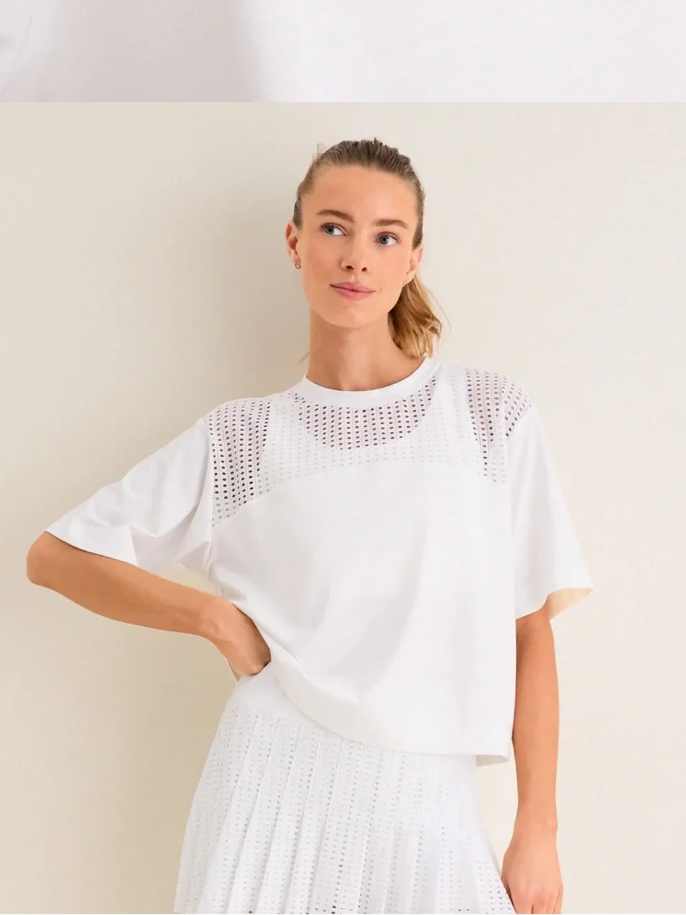 TNUCK SPORT White Cane Cropped Ryan Boyfriend Tee